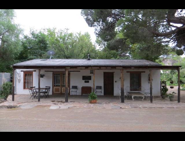 3 BEDROOM HOUSE FOR SALE IN NIEU BETHESDA